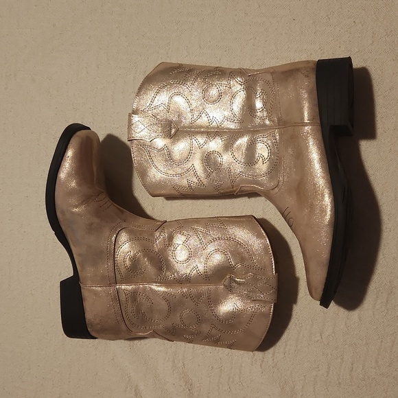 WONDER NATION. SIZE 5. Metallic Western Boots - Picture 4 of 8